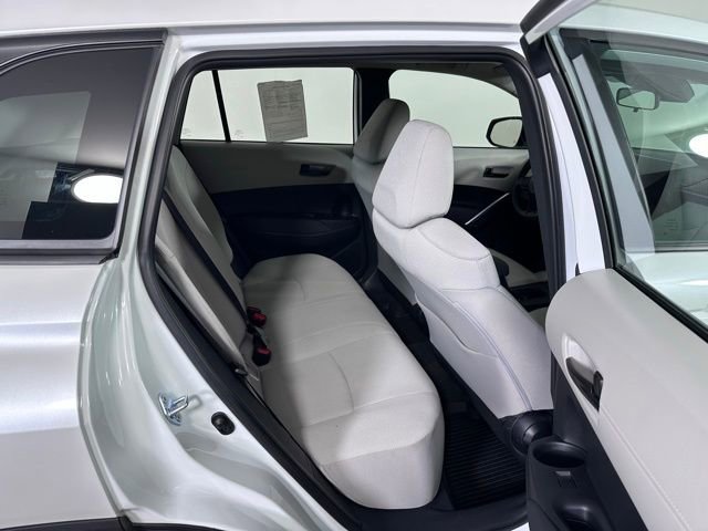 Used 2023 Toyota Corolla Cross L image 11