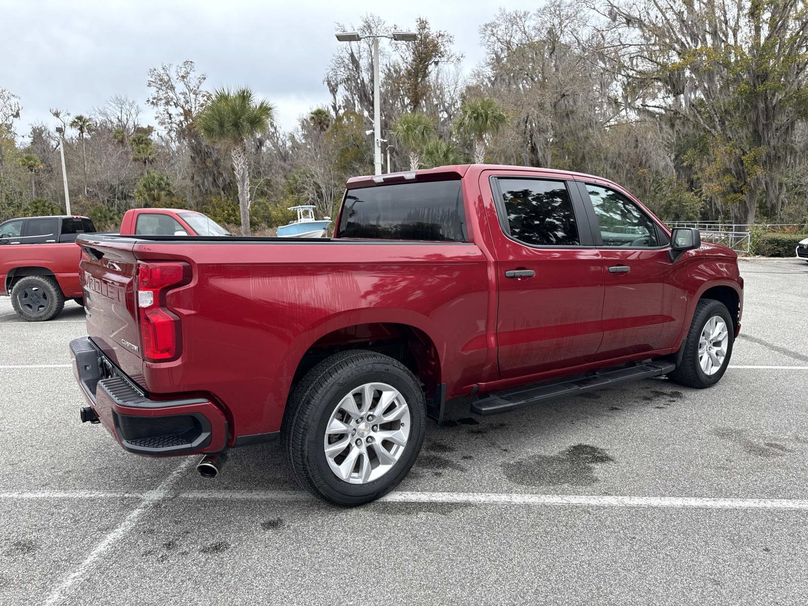 Used 2020 Chevrolet Silverado 1500 Custom w/ Custom Value Package image 3