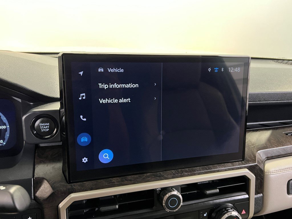 Used 2025 Toyota Tacoma Limited image 31