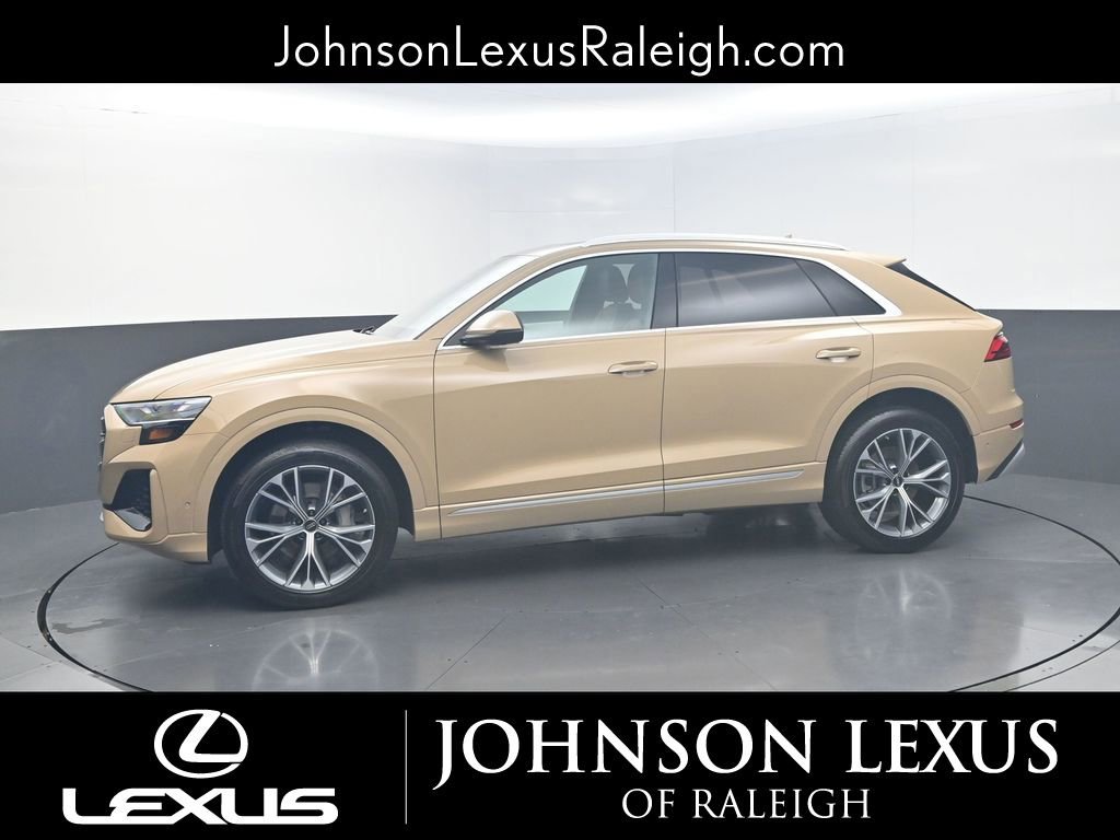 Used 2025 Audi Q8 Premium Plus image 2
