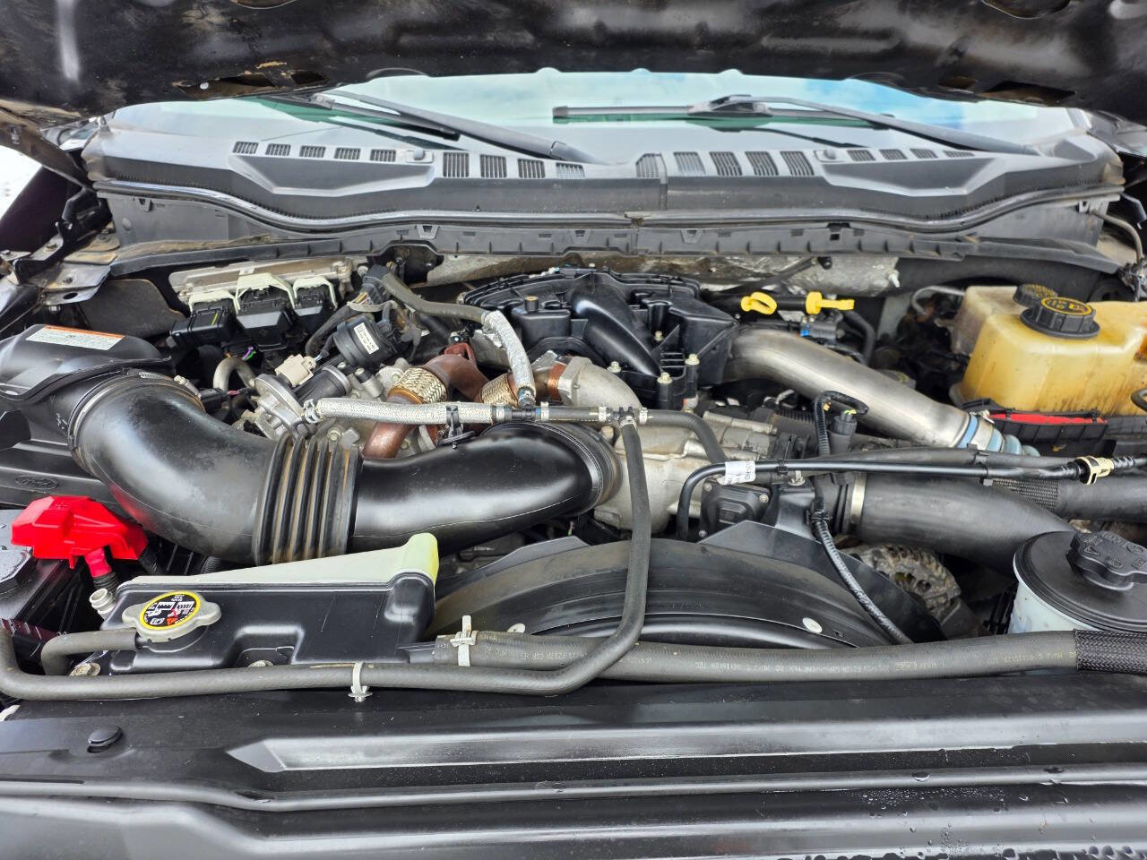 Used 2019 Ford F350 XLT w/ XLT Premium Package image 16
