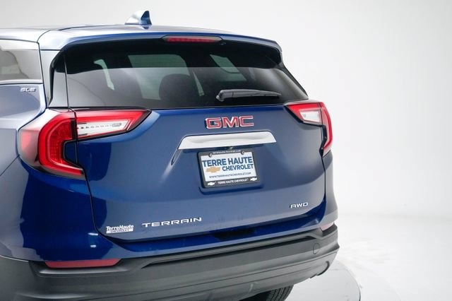Used 2022 GMC Terrain SLE AWD/4WD image 5