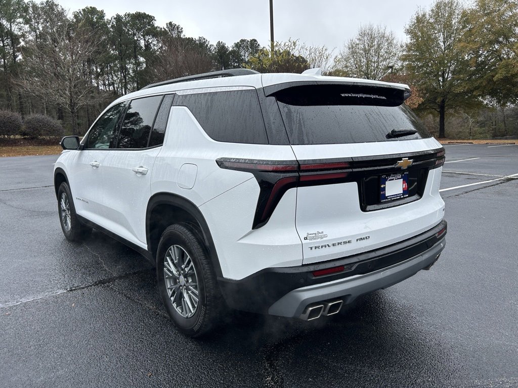 Used 2024 Chevrolet Traverse LT image 19