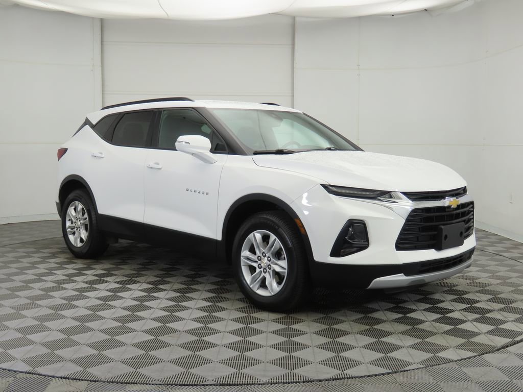Used 2022 Chevrolet Blazer LT FWD image 3
