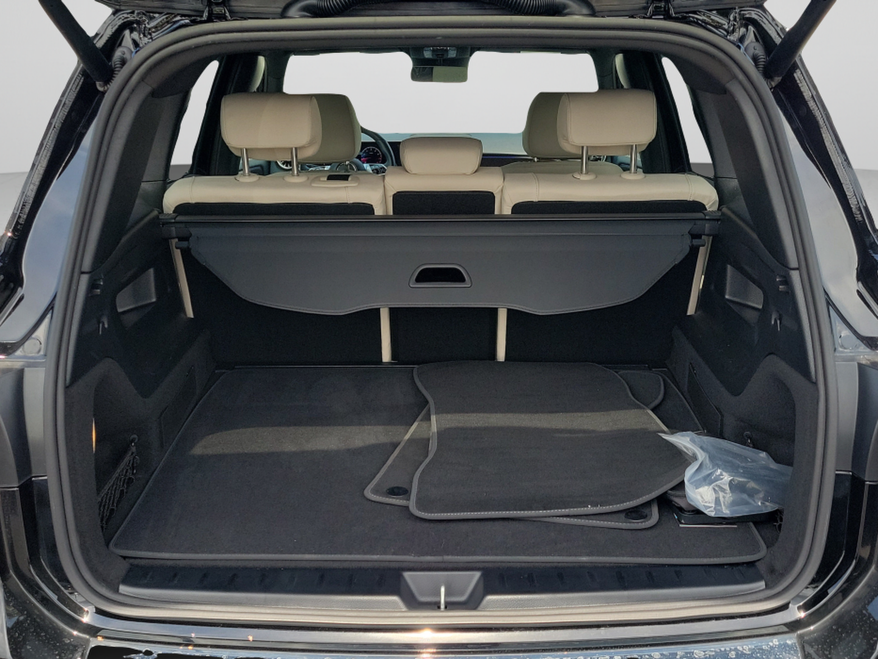 Certified 2026 Mercedes-Benz GLB 250 image 5