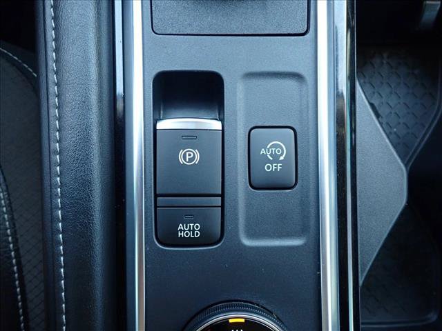 Used 2023 Nissan Pathfinder SL AWD/4WD image 24