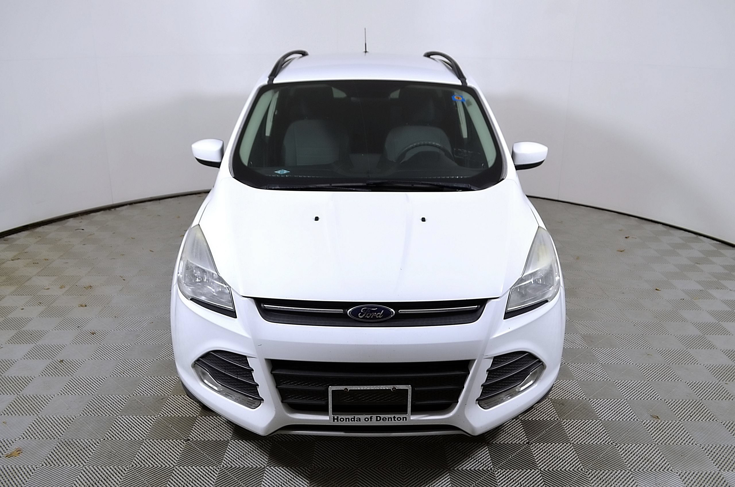 Used 2016 Ford Escape SE w/ Equipment Group 201A FWD image 4