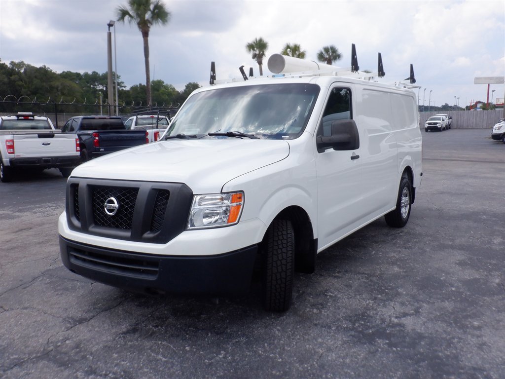 Used 2020 Nissan NV 2500 SV image 18