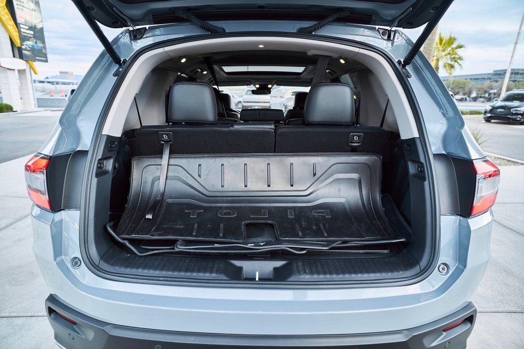 Used 2023 Honda Pilot Elite image 9