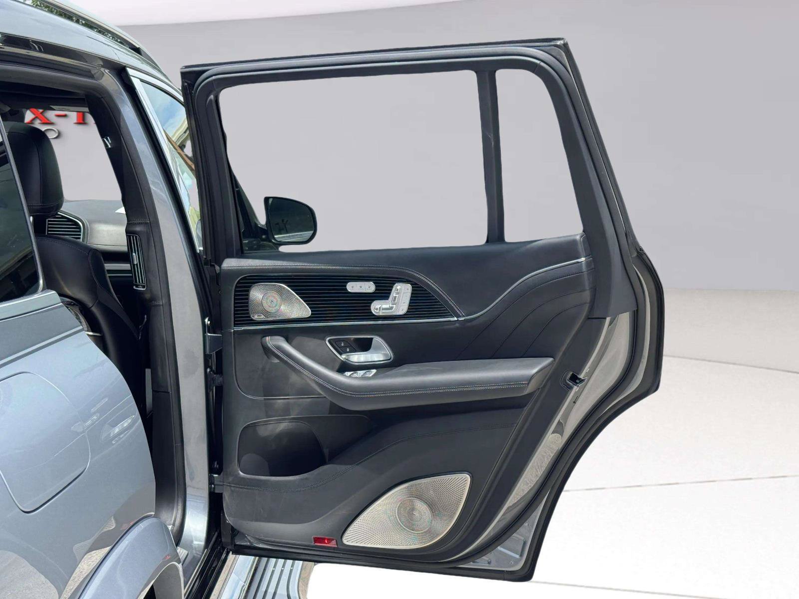 Used 2022 Mercedes-Benz Maybach GLS 600 4MATIC image 86