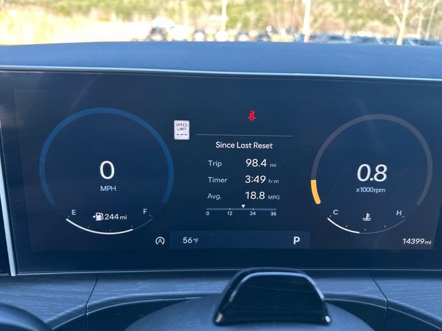 Used 2024 Hyundai Santa Fe Limited image 14