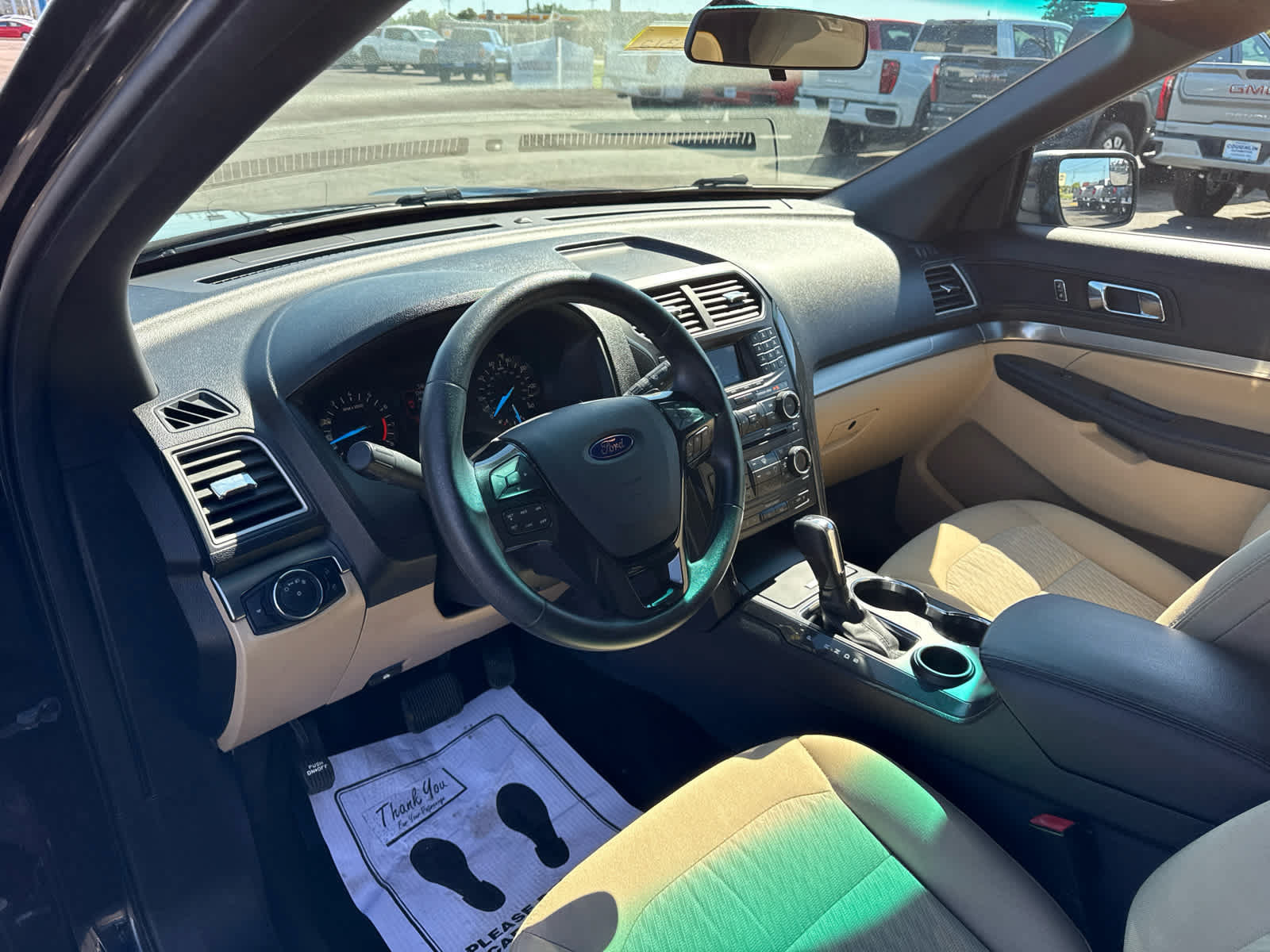 Used 2017 Ford Explorer FWD image 13