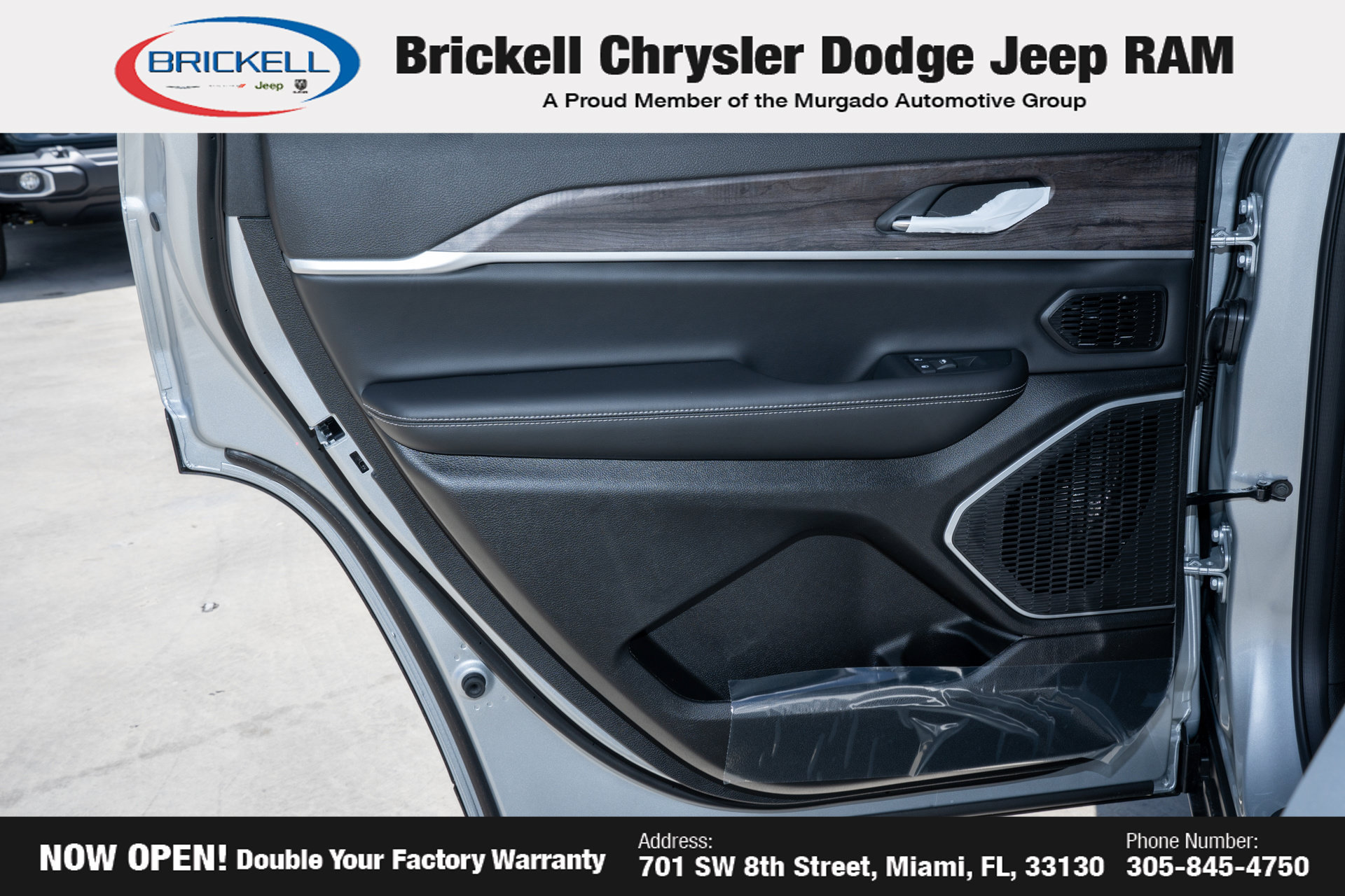 New 2026 Jeep Grand Cherokee L Limited w/ Limited Altitude Package AWD/4WD image 20