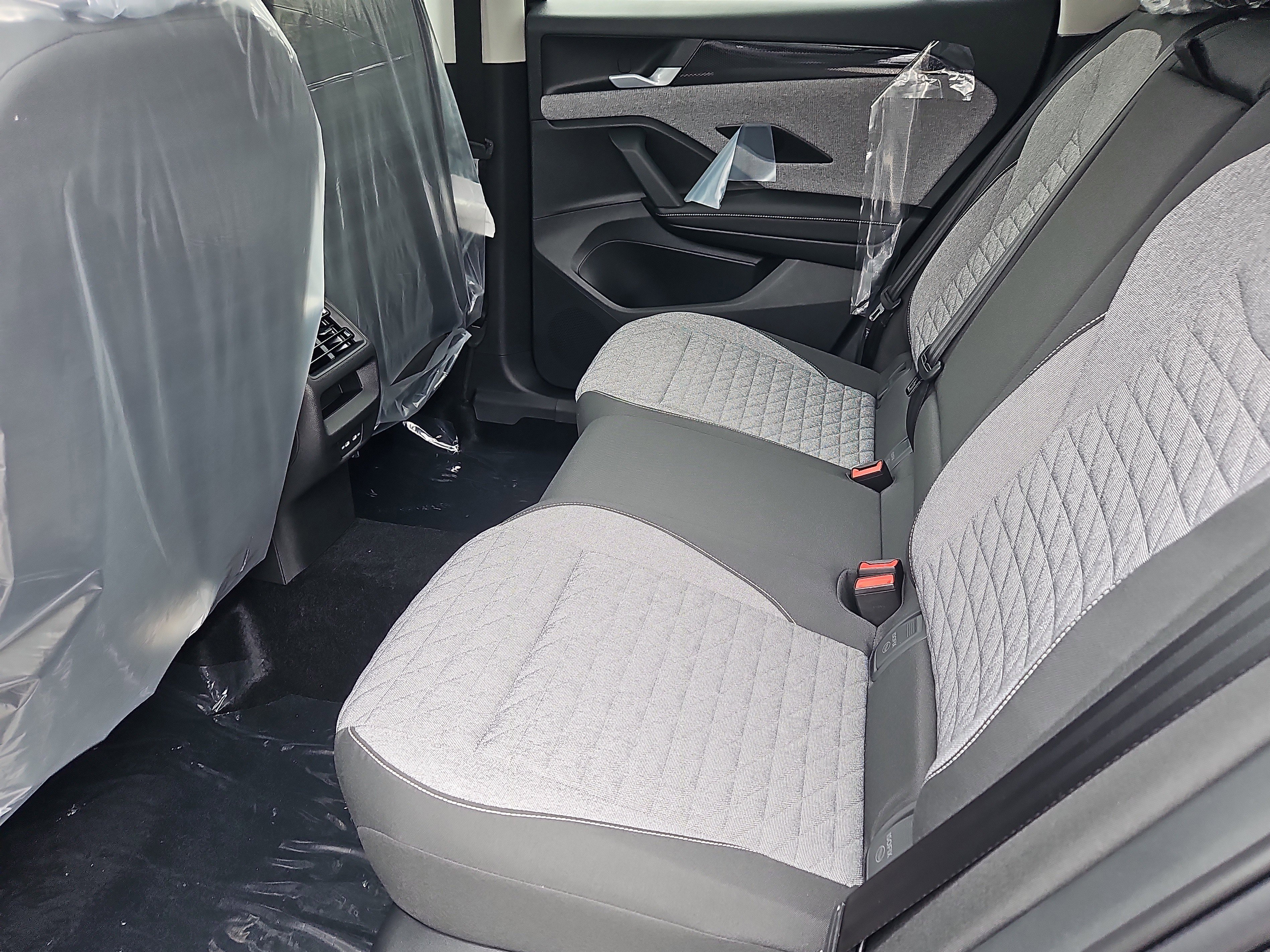 New 2026 Volkswagen Tiguan S image 16