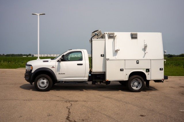 Used 2020 RAM 5500 Tradesman w/ Safety Group AWD/4WD image 4