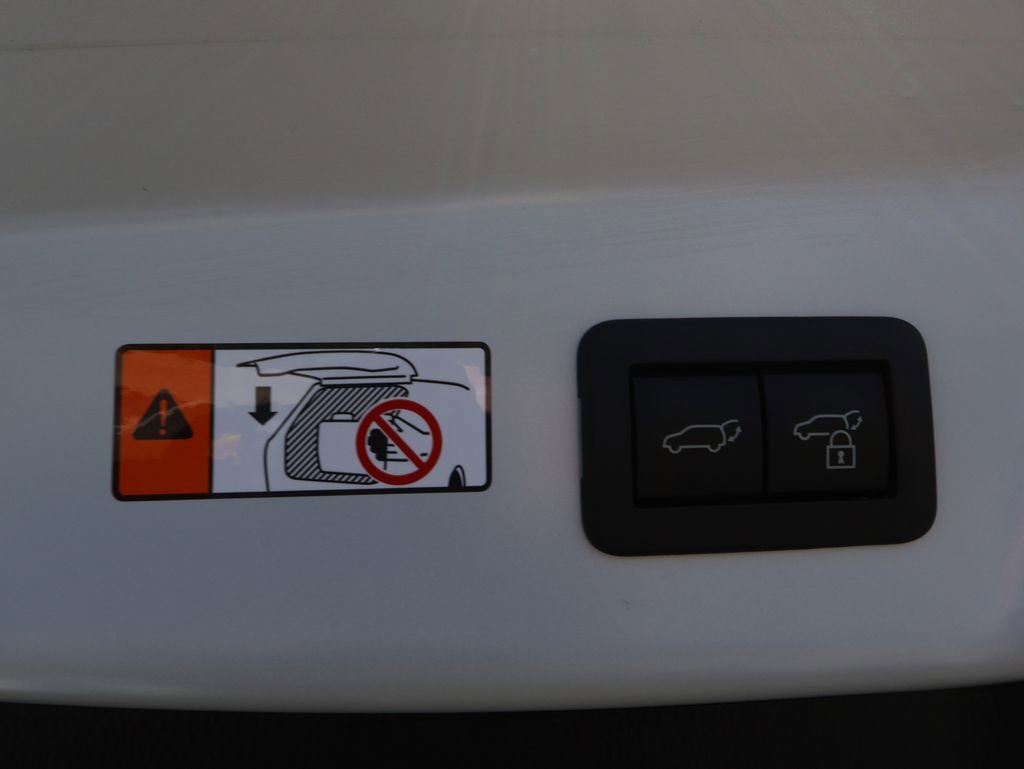 Used 2024 Toyota Prius Limited w/ Limited Premium Package AWD/4WD image 22