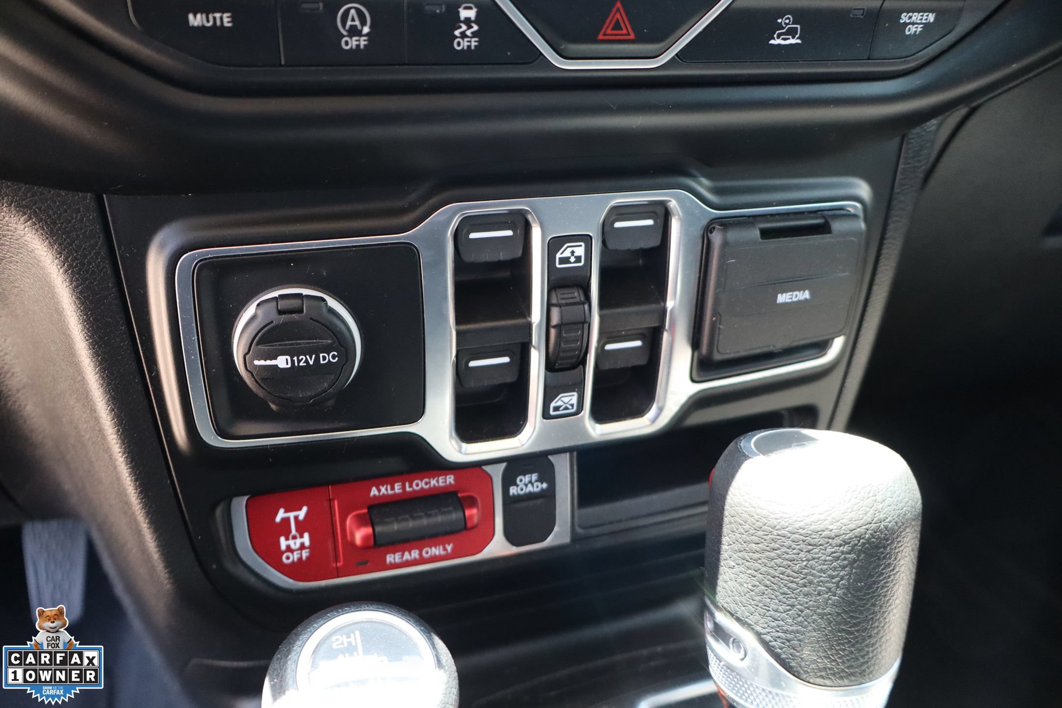 Used 2023 Jeep Gladiator Mojave w/ Trailer Tow Package AWD/4WD image 21