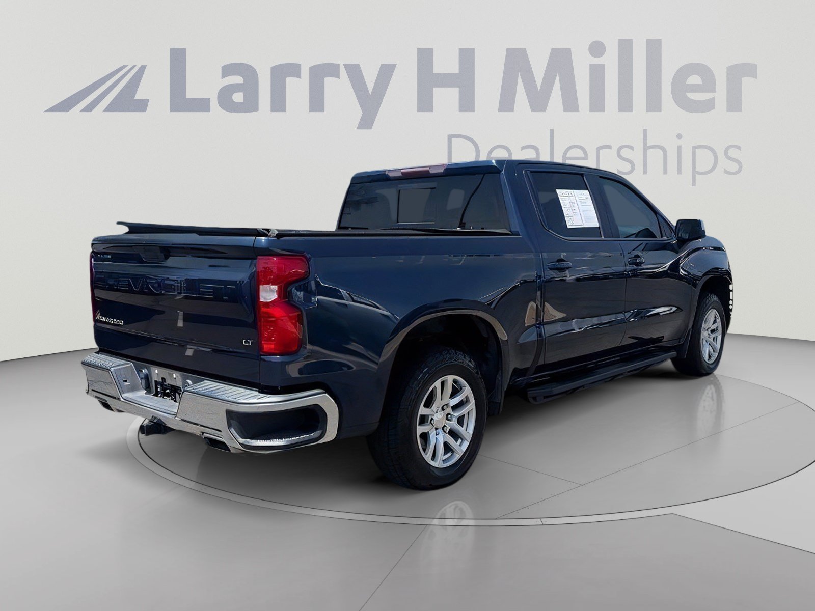 Used 2020 Chevrolet Silverado 1500 LT w/ All-Star Edition AWD/4WD image 5