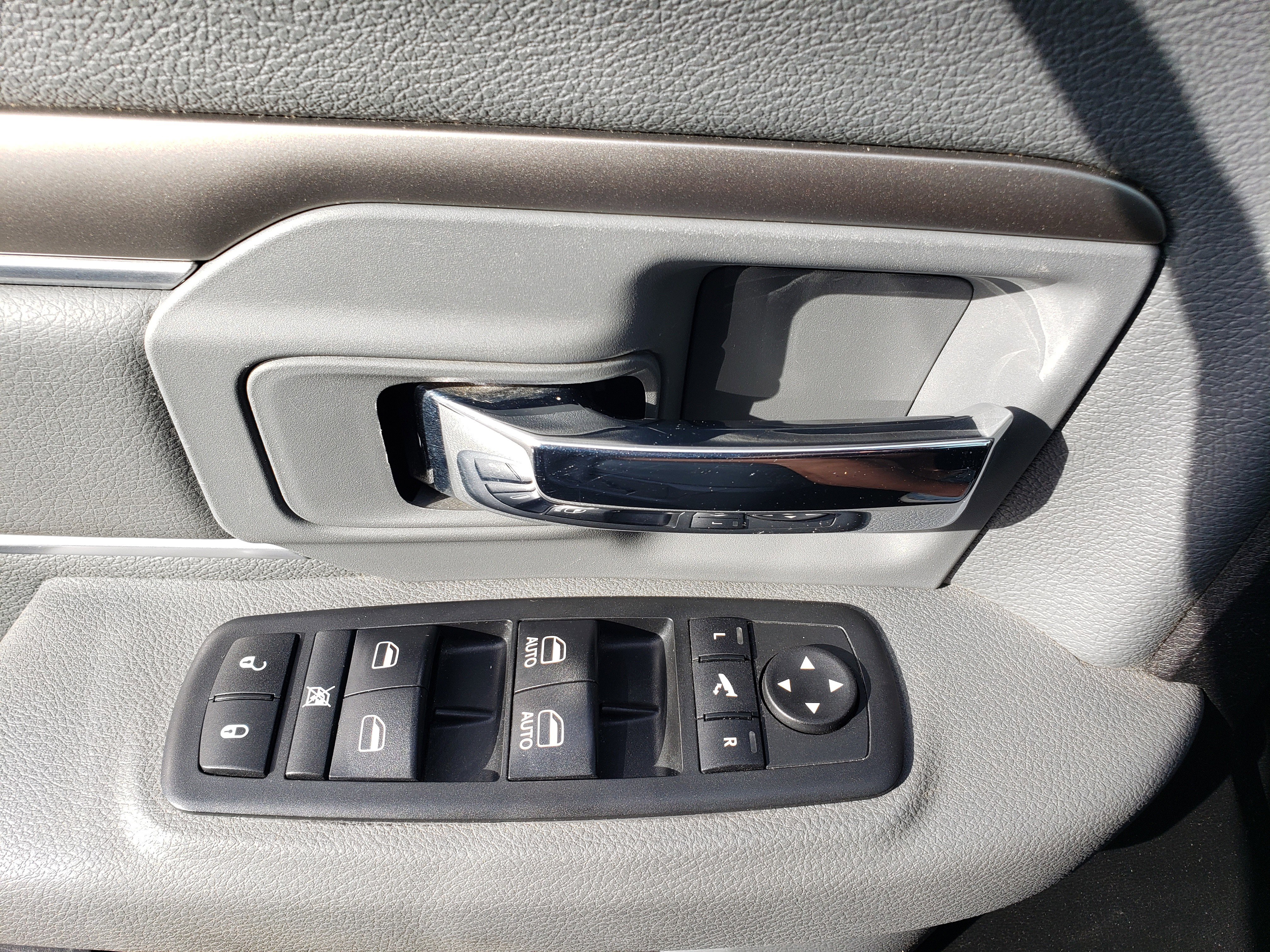 Used 2017 RAM 1500 Big Horn image 11