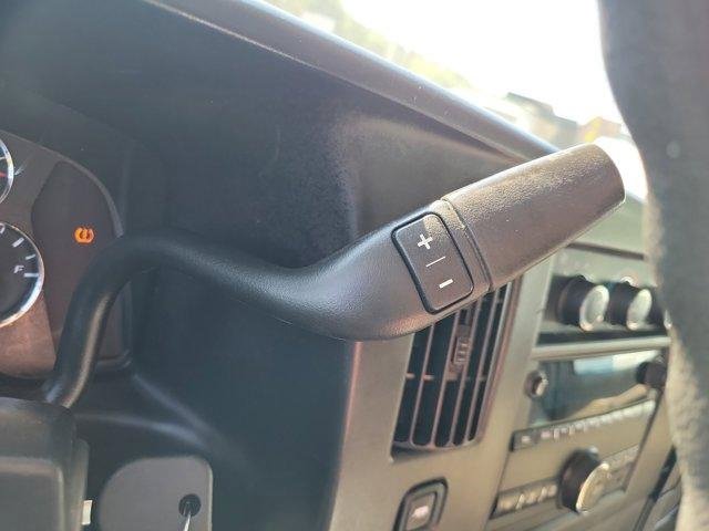 Used 2017 Chevrolet Express 2500 image 28