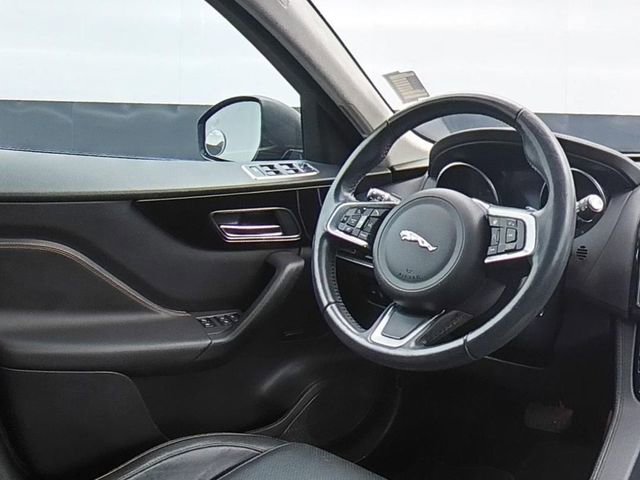 Used 2020 Jaguar F-PACE Prestige AWD/4WD image 19