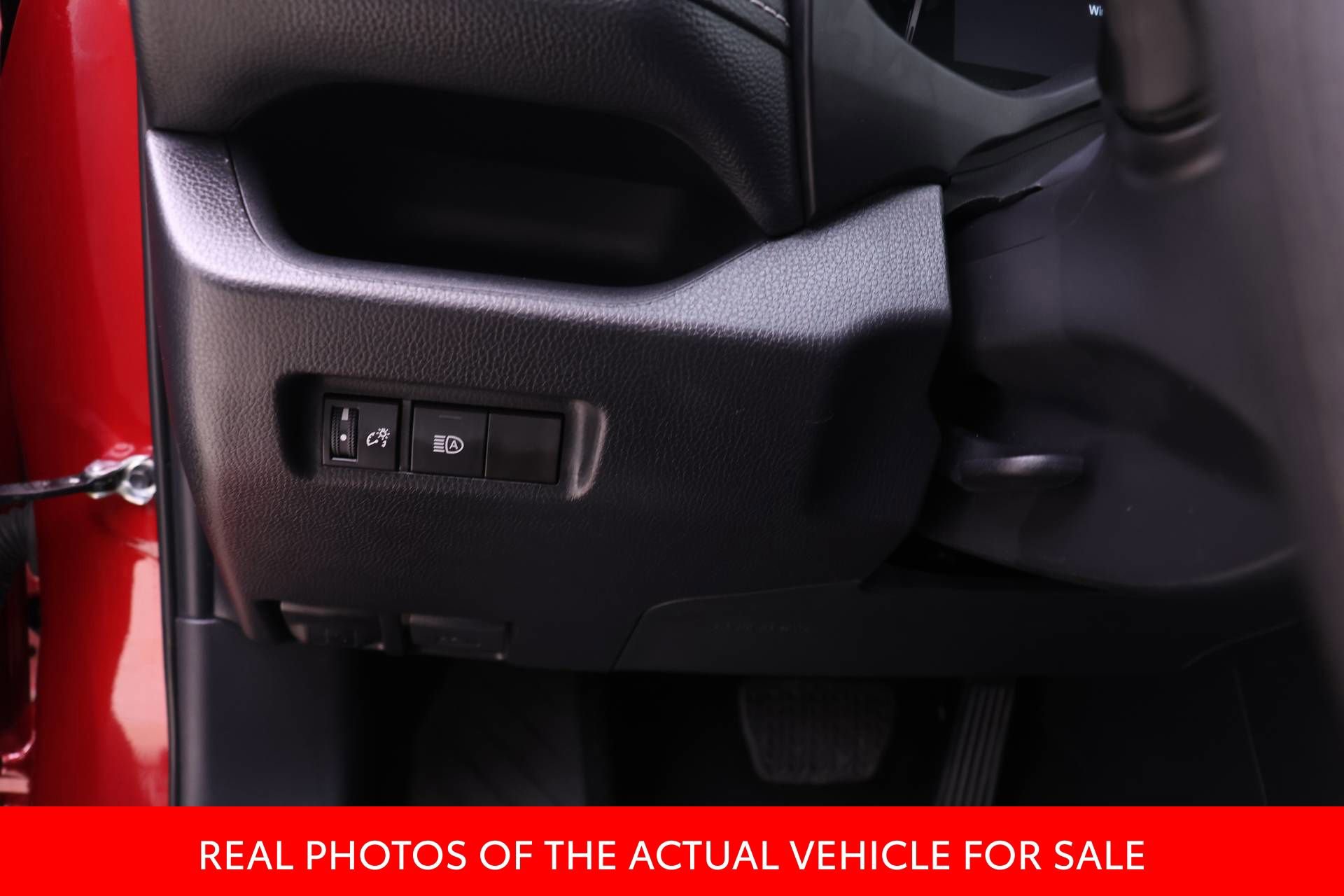 Certified 2025 Toyota RAV4 XLE image 11