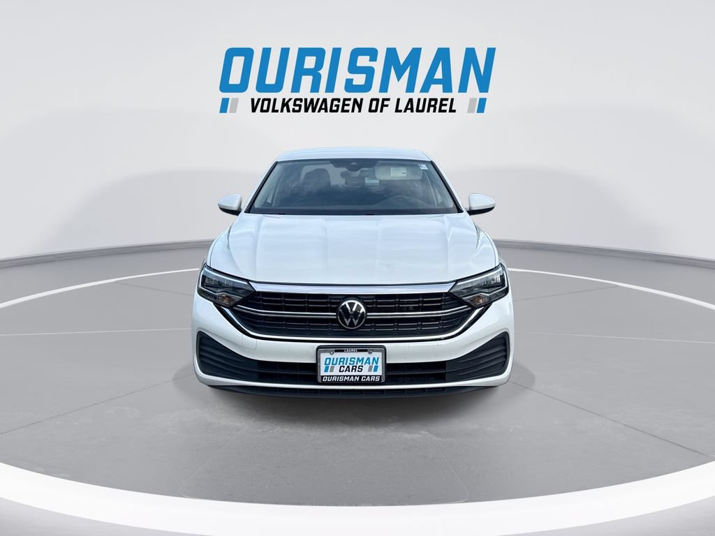 Used 2024 Volkswagen Jetta S FWD image 3