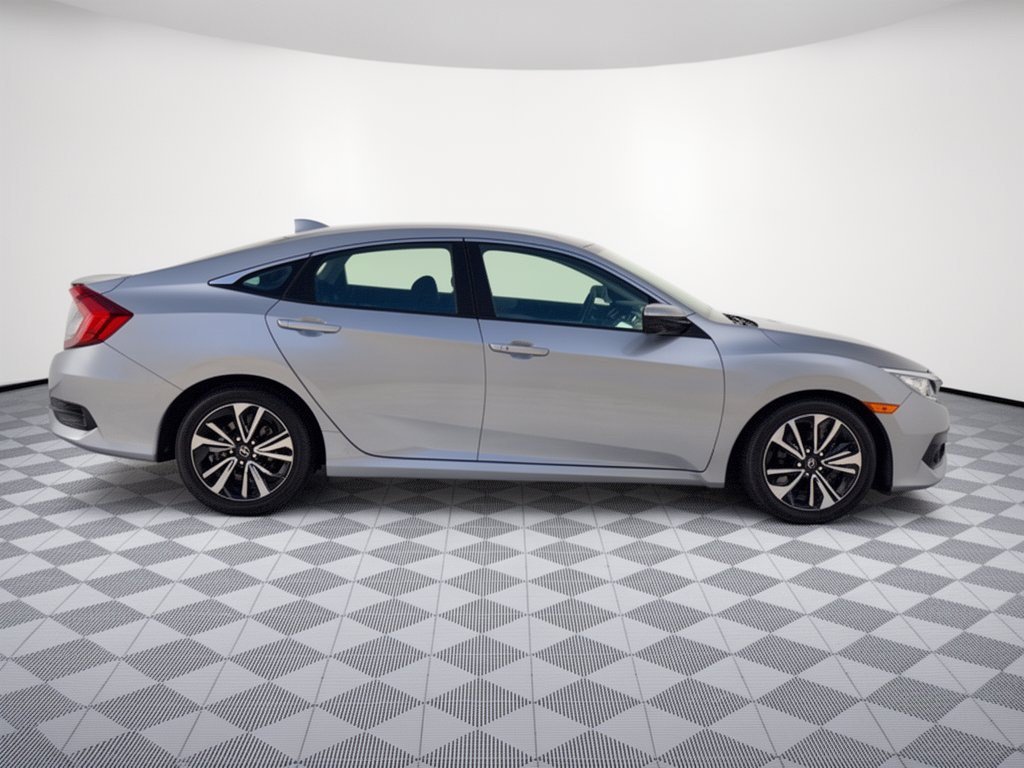 Certified 2018 Honda Civic EX-T image 8