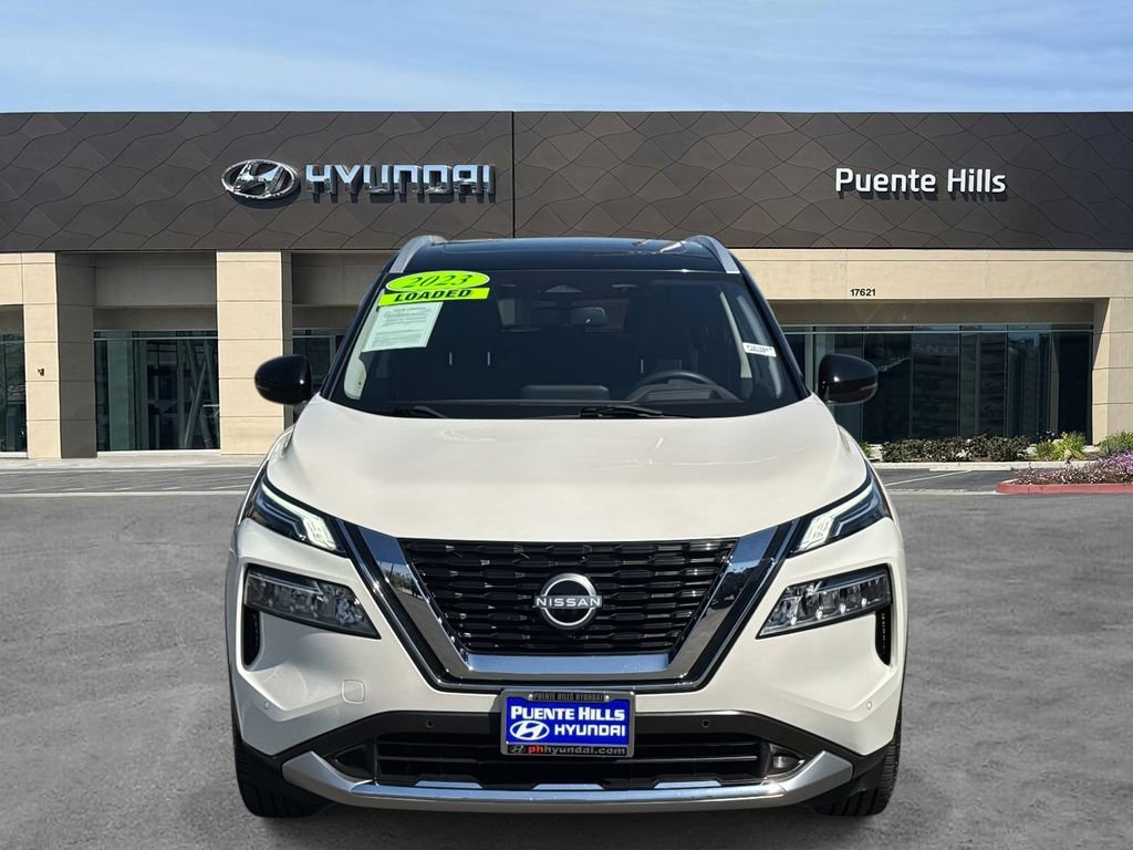 Used 2023 Nissan Rogue Platinum w/ Platinum Premium Package image 2