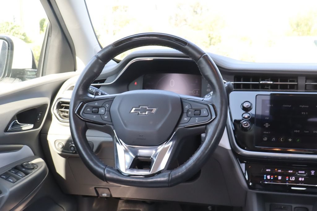 Used 2023 Chevrolet Bolt EUV Premier w/ Super Cruise Package FWD image 28
