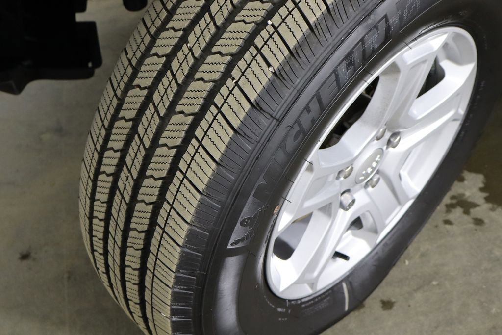 Used 2022 Jeep Wrangler Unlimited Sport image 36