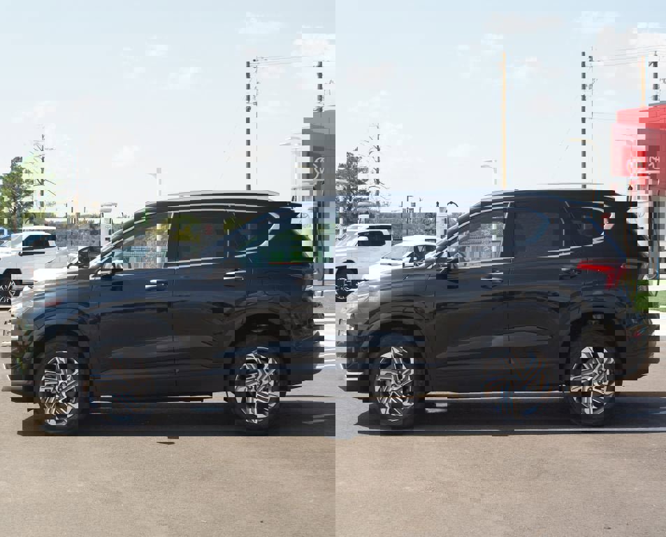 Used 2023 Hyundai Santa Fe SEL image 12