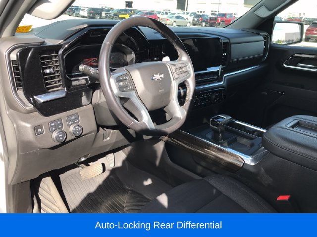 Used 2022 Chevrolet Silverado 1500 RST AWD/4WD image 30