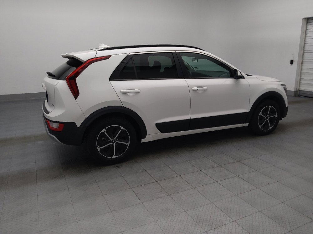 Used 2023 Kia Niro EX FWD image 10