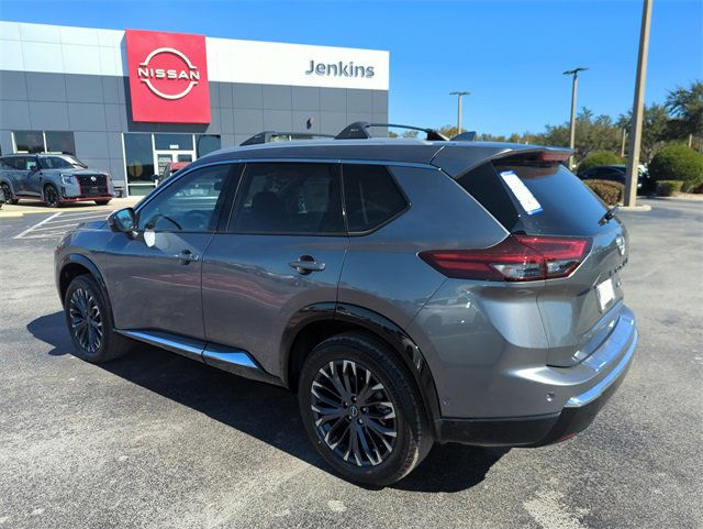 New 2026 Nissan Rogue Platinum image 9