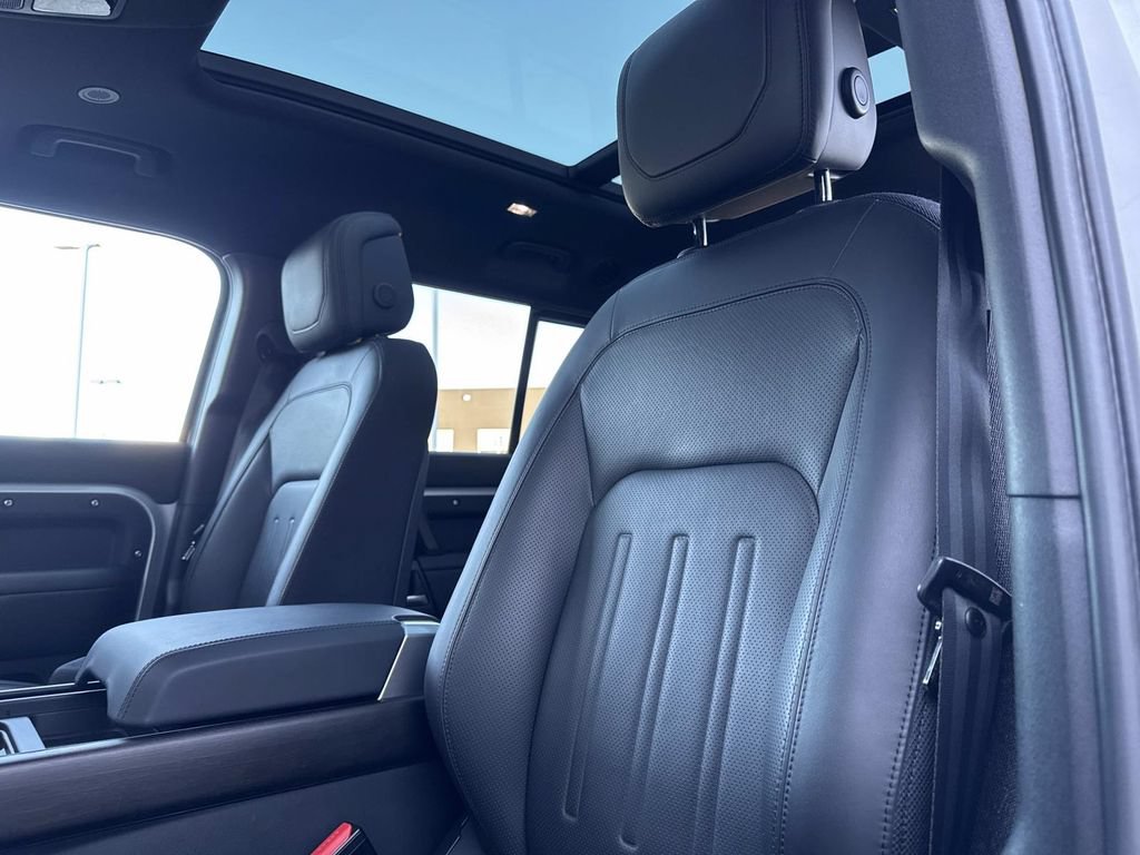 Certified 2024 Land Rover Defender 130 X AWD/4WD image 20