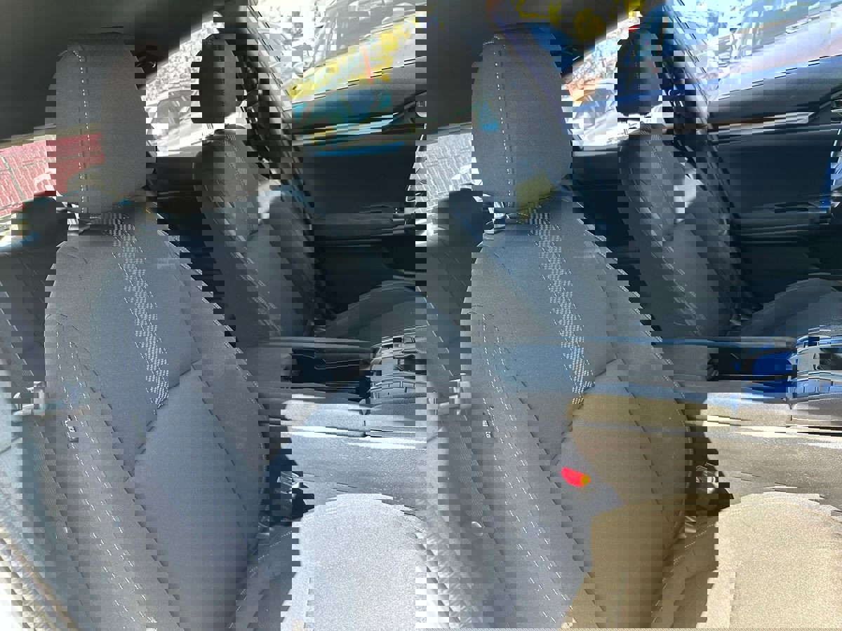 Used 2018 Honda Civic Sport image 15