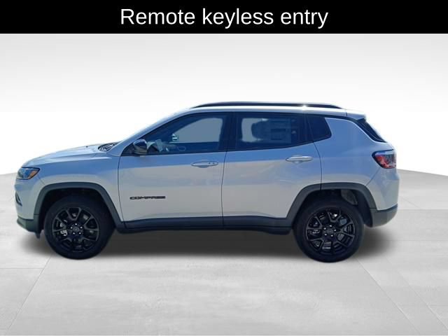 New 2026 Jeep Compass Latitude AWD/4WD image 2