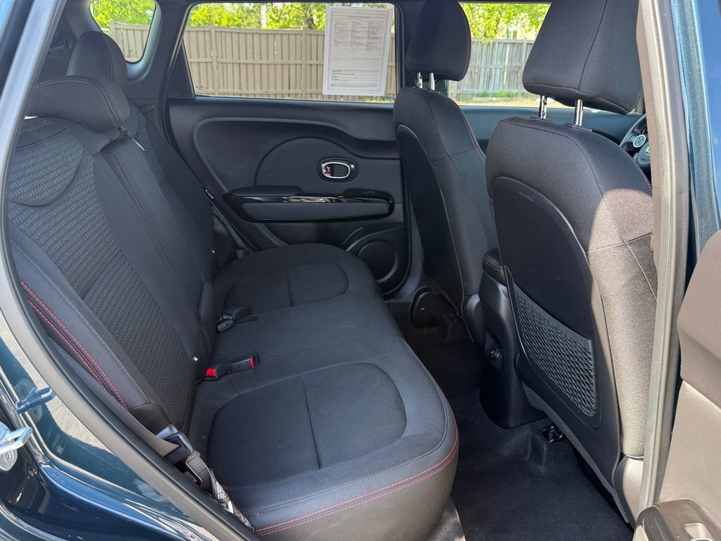 Used 2018 Kia Soul + FWD image 26