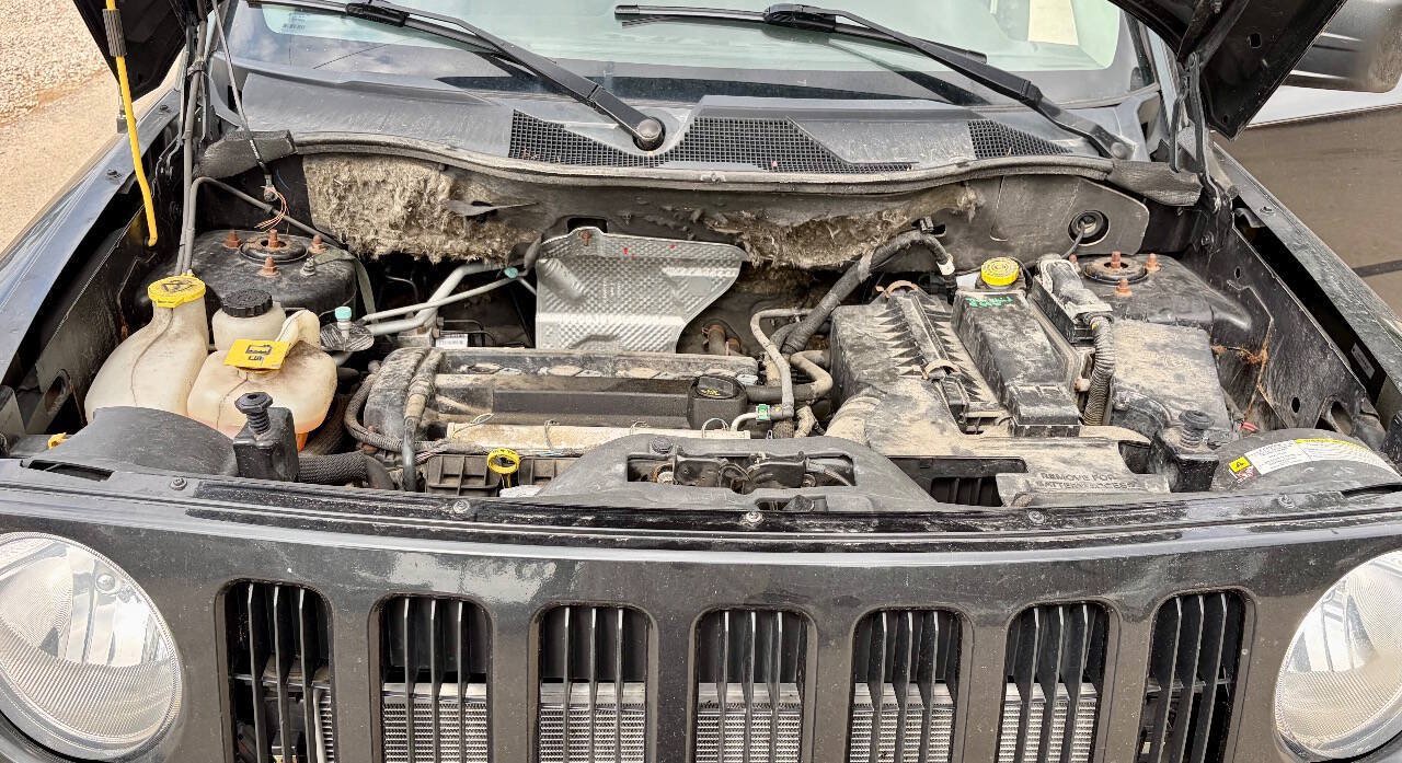 Used 2010 Jeep Patriot Sport FWD image 21