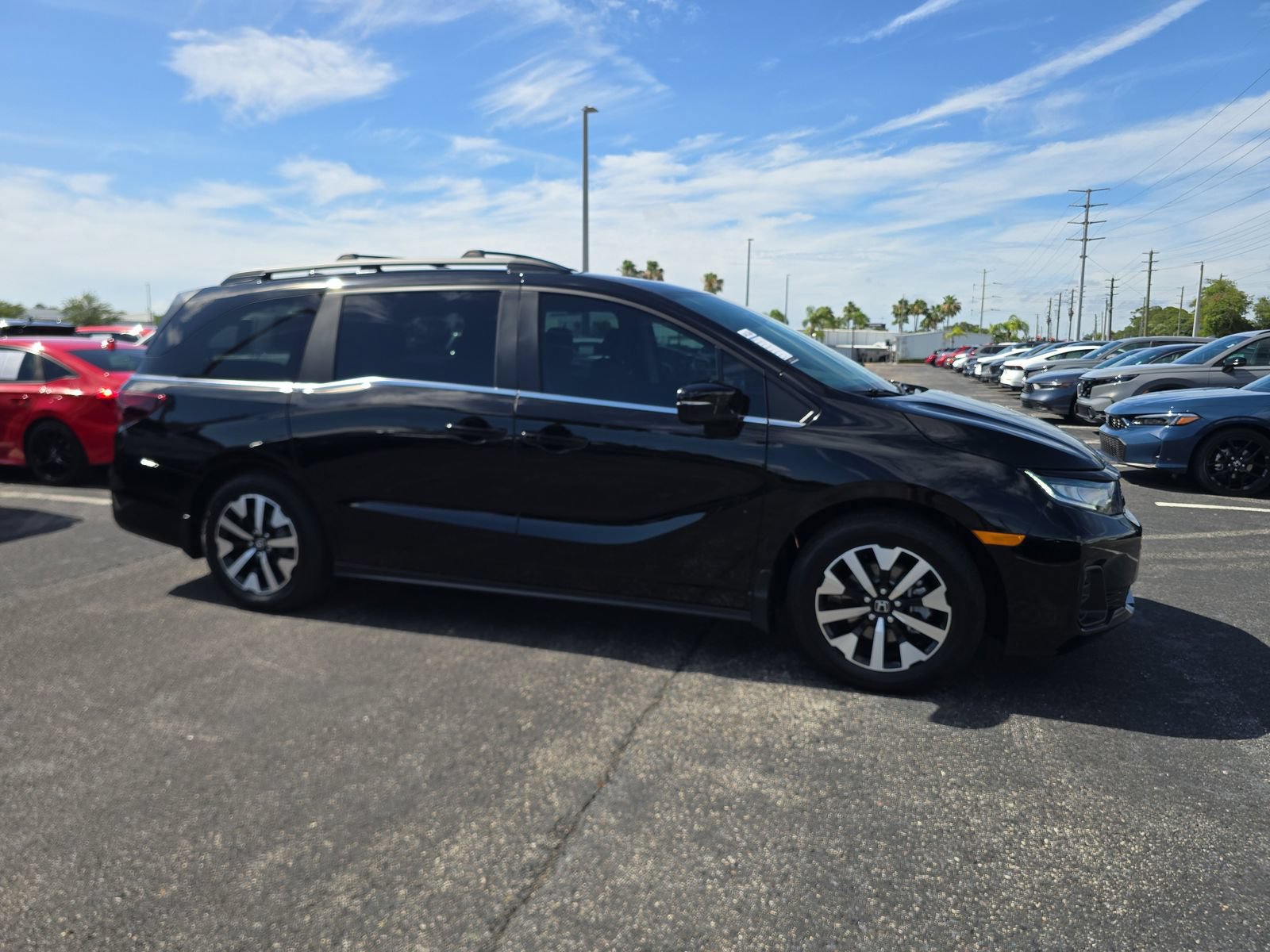 Certified 2026 Honda Odyssey EX-L image 2