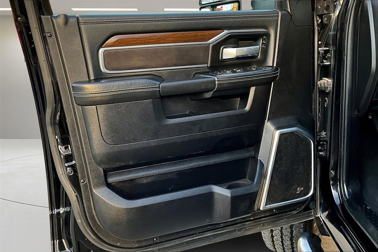 Used 2024 RAM 2500 Laramie w/ Safety Group image 21