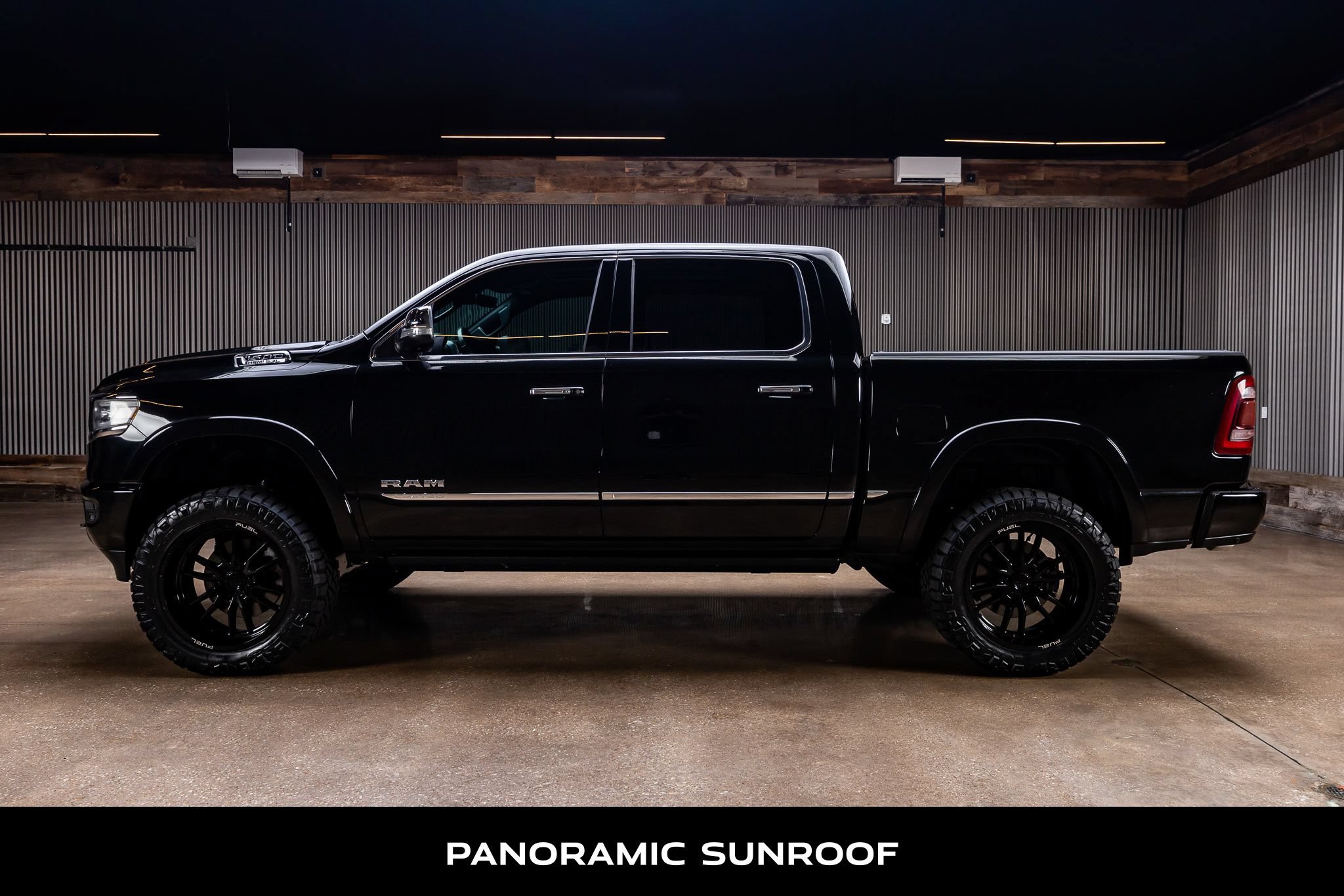 Used 2019 RAM 1500 Limited AWD/4WD image 6