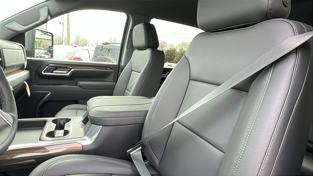 New 2026 Chevrolet Silverado 2500 LT w/ Trail Boss Package image 15