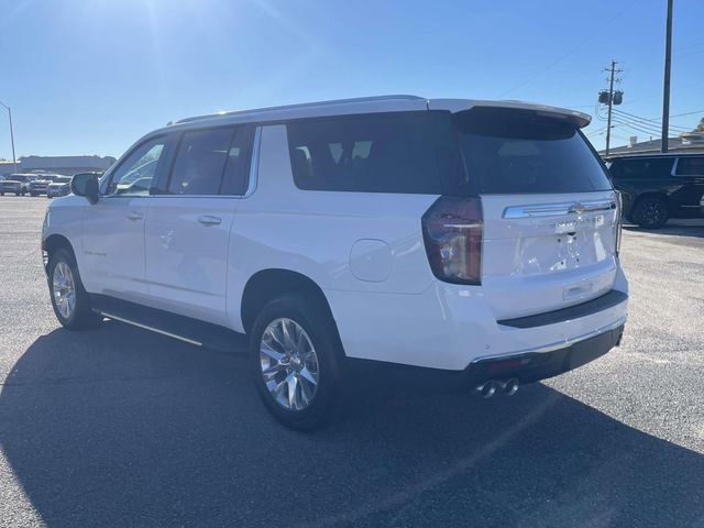 Used 2023 Chevrolet Suburban Premier image 6