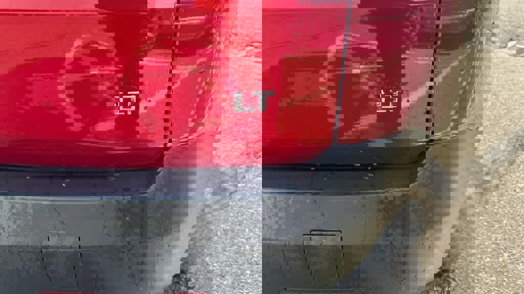 Used 2024 Chevrolet Traverse LT image 13