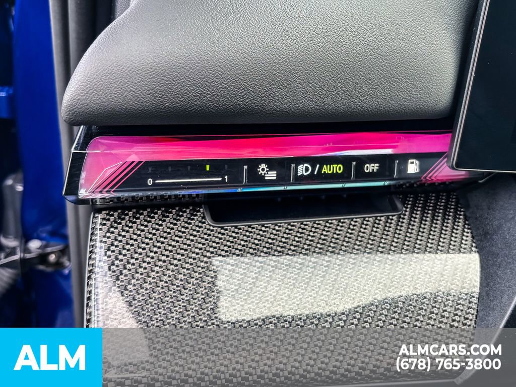 Used 2026 BMW M5 w/ Executive Package image 27