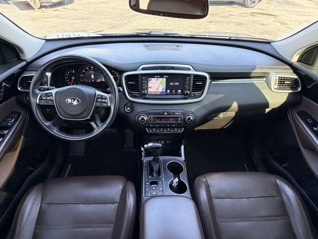 Used 2019 Kia Sorento SX w/ SX Touring Package image 12