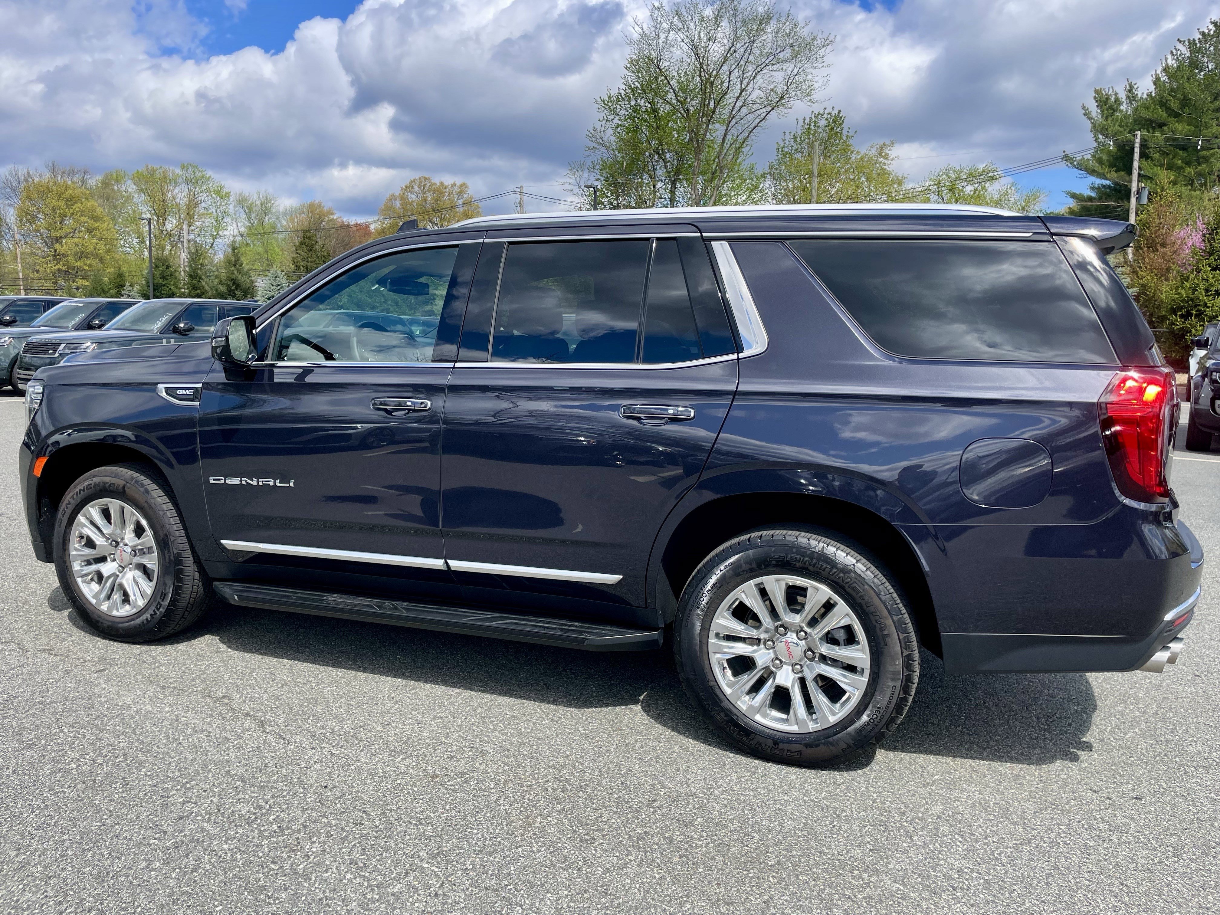 Used 2024 GMC Yukon Denali image 5