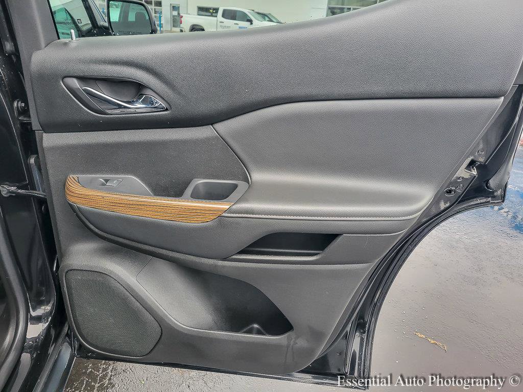 Certified 2017 GMC Acadia SLE image 19